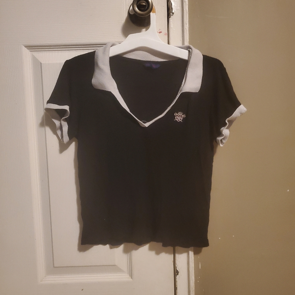 Aeropostal V neck with pollo
